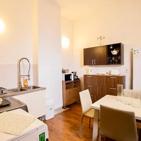 Savoya Old Town Apartment