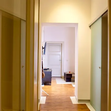 Savoya Old Town Apartment