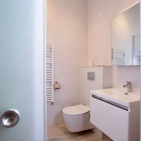 Savoya Old Town Apartment